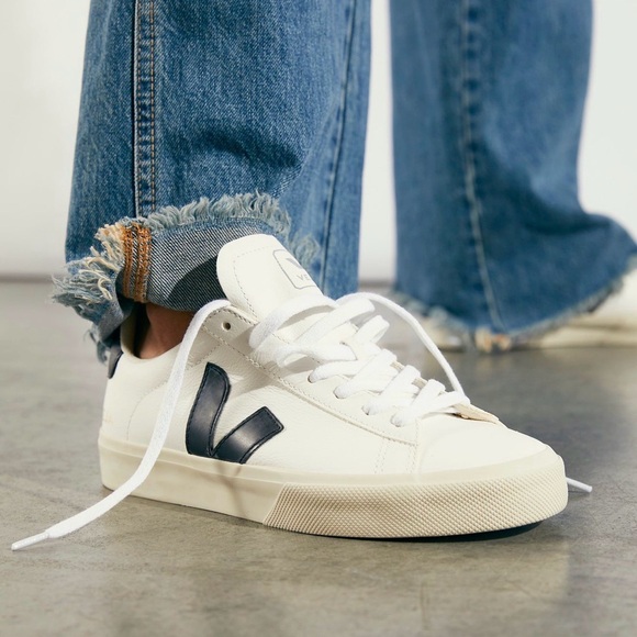 Veja Shoes - VEJA Campo Sneakers - Extra White/Black - Size 8